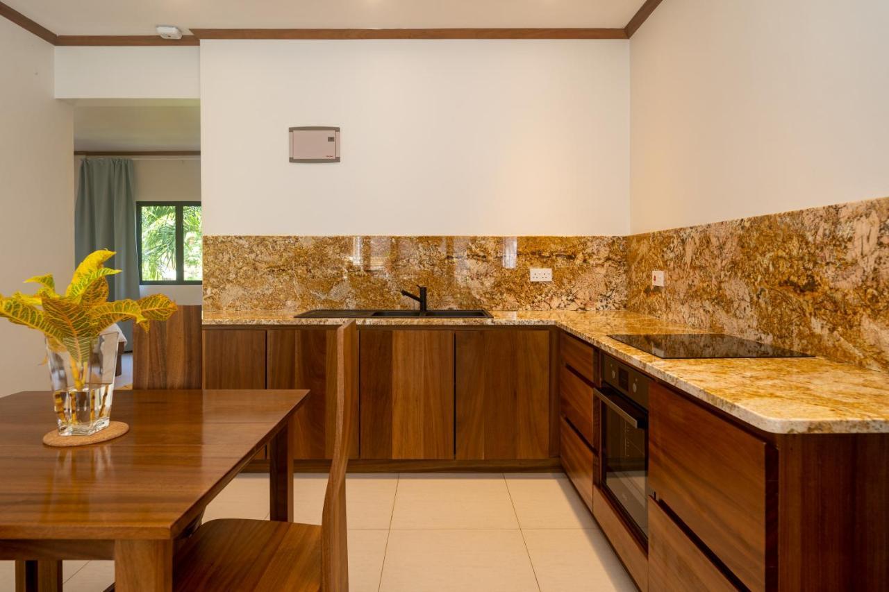 Lodoicea Apartments Bel Ombre Екстериор снимка