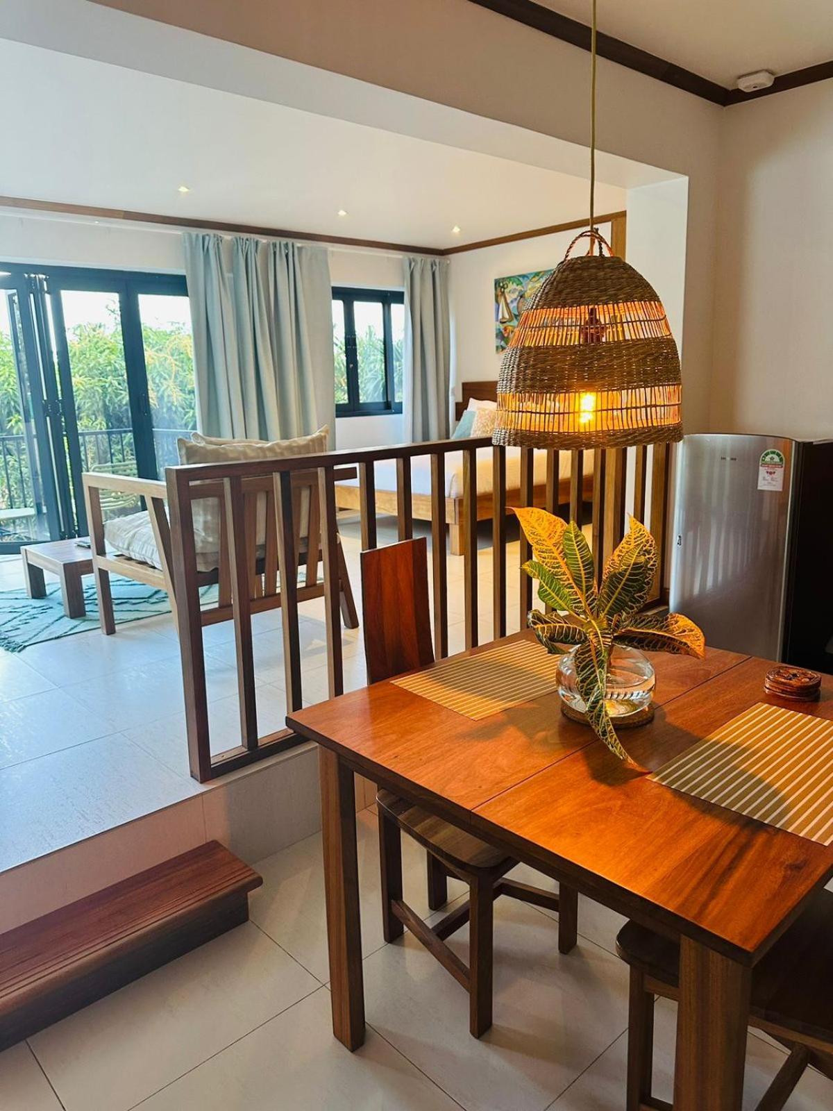Lodoicea Apartments Bel Ombre Екстериор снимка