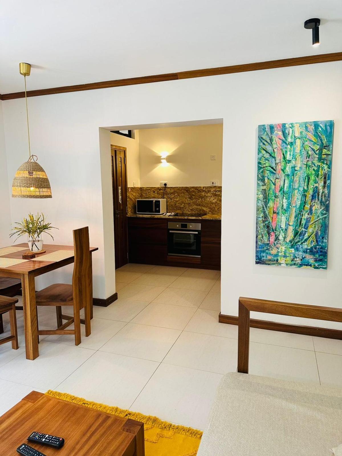Lodoicea Apartments Bel Ombre Екстериор снимка