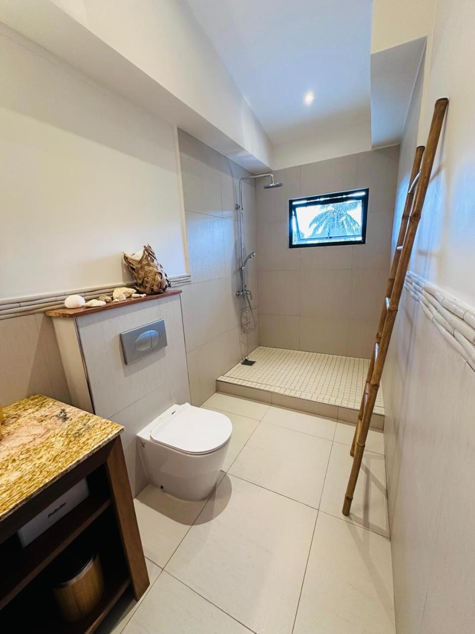 Lodoicea Apartments Bel Ombre Екстериор снимка