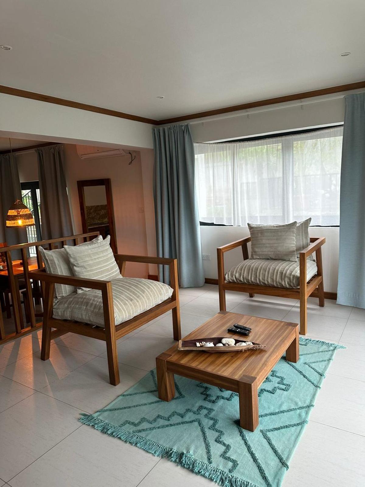 Lodoicea Apartments Bel Ombre Екстериор снимка